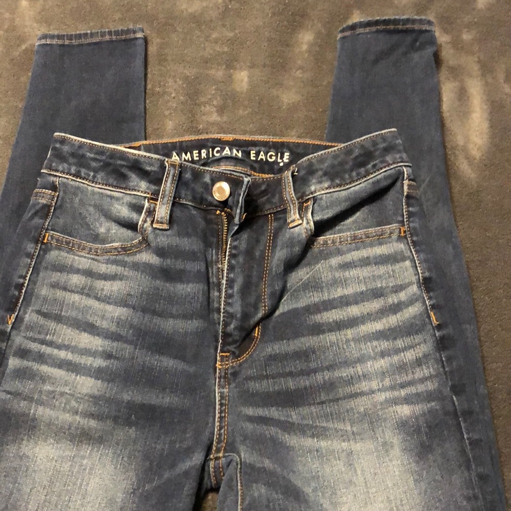 Size 2 Women’s American Eagle Jeans